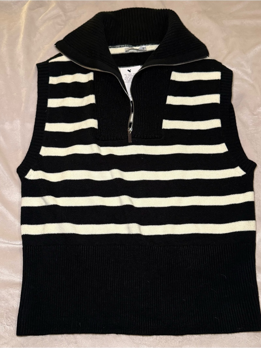 STILE Striped Quarter-Zip Ribbed Knit Sweater Vest